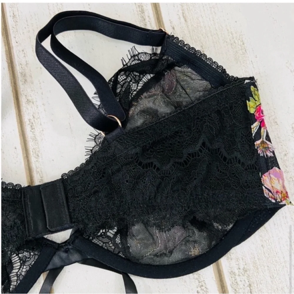 36DD Victoria’s Secret Dream Angels Low Cut Demi Bra - Picture 6 of 9